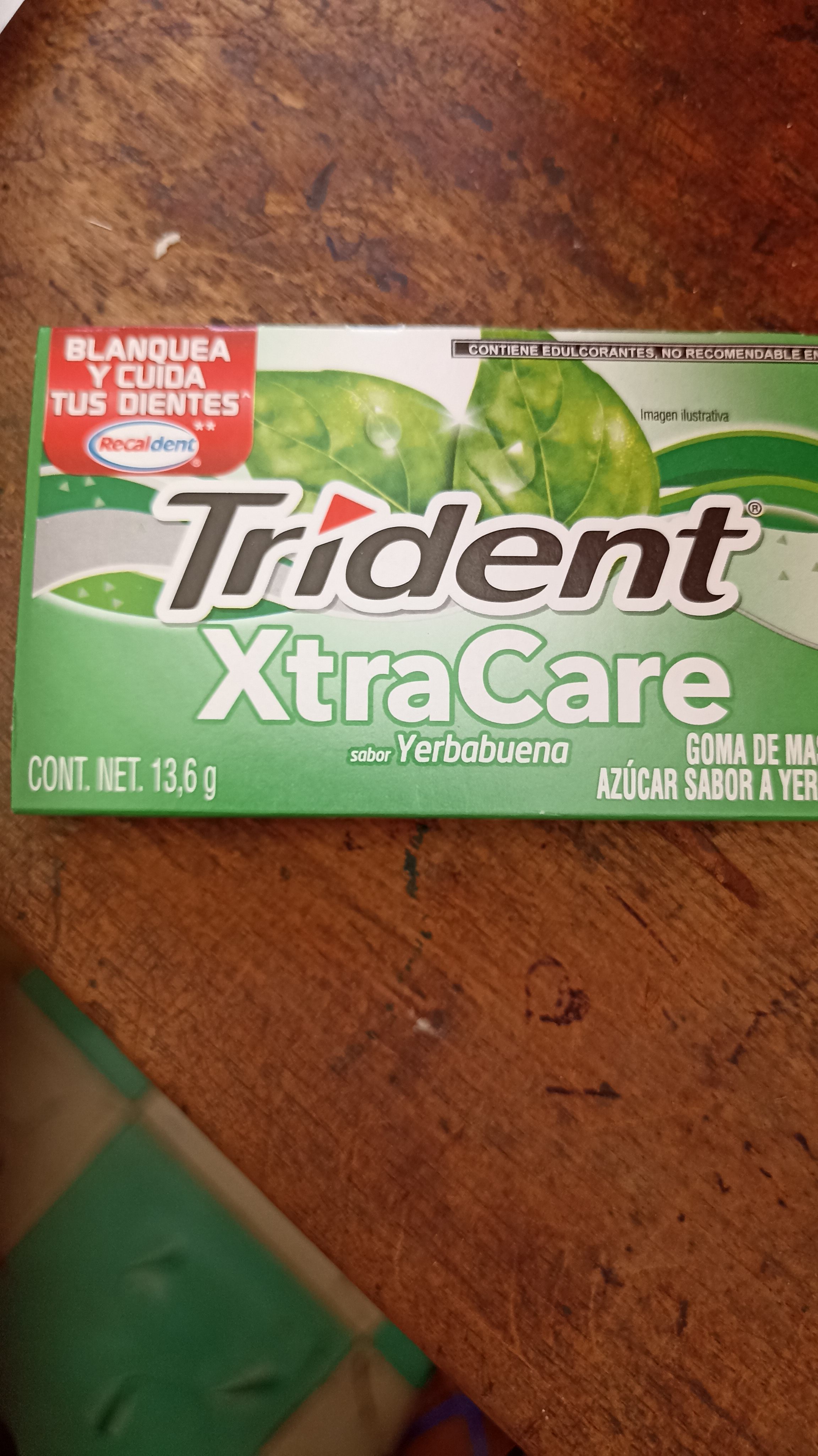 Trident Xtracare Yerbabuena