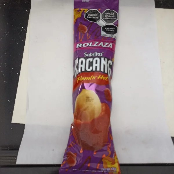 Bolzaza Kacang Flamin Hot 130g