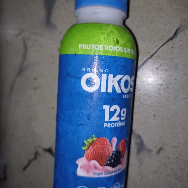 Oikos Selecto Bebible Frutos Rojos 220g