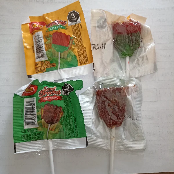 Paleta Sandia prendida y rellena