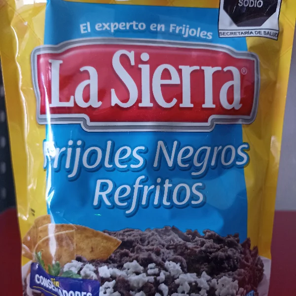 Frijoles Negros Refritos La Sierra 473g